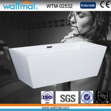 Beautiful Smooth White Free Standing Bath Tub with Slim Overflow